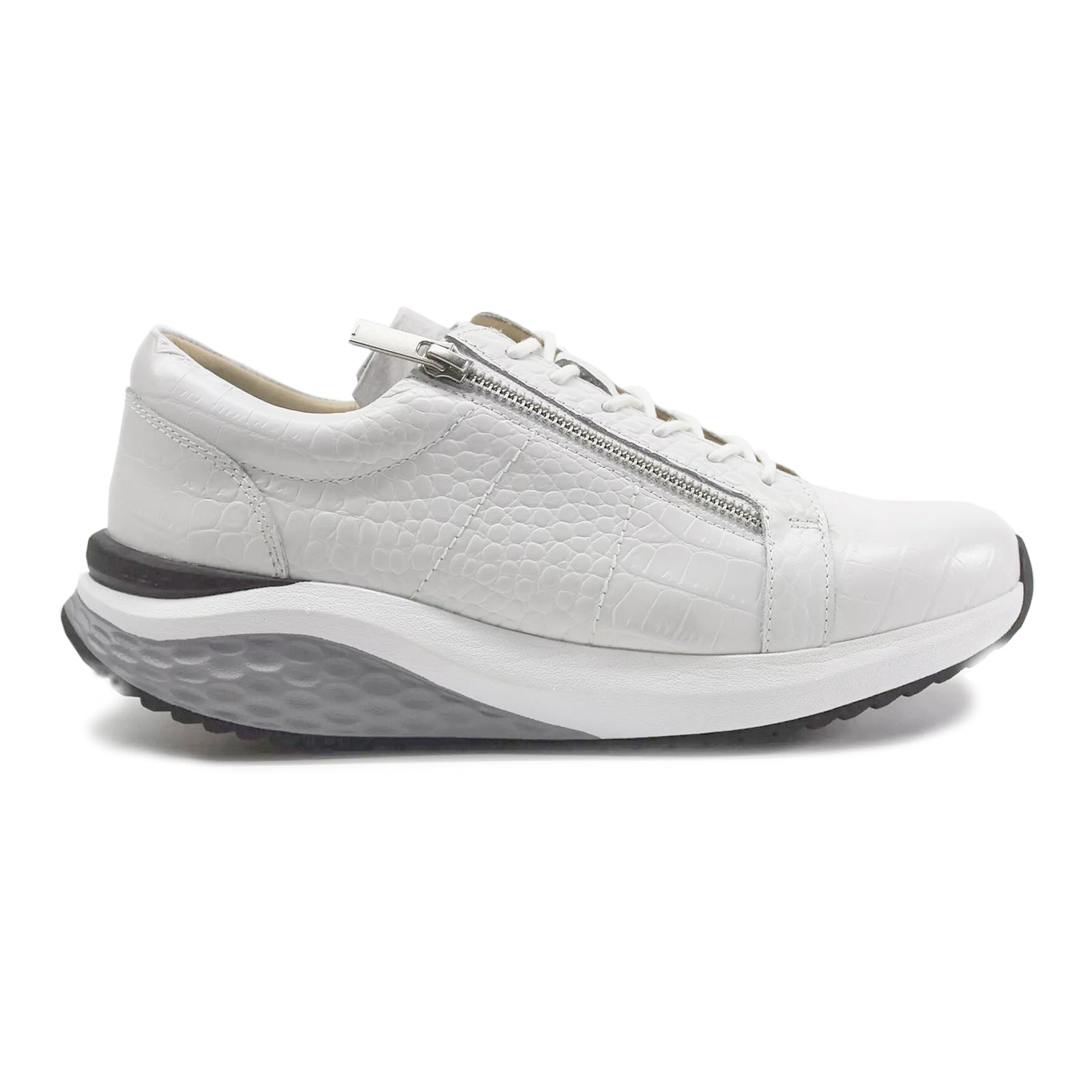 MBT Ferro Leather Womens Trainers#color_white grey sensor