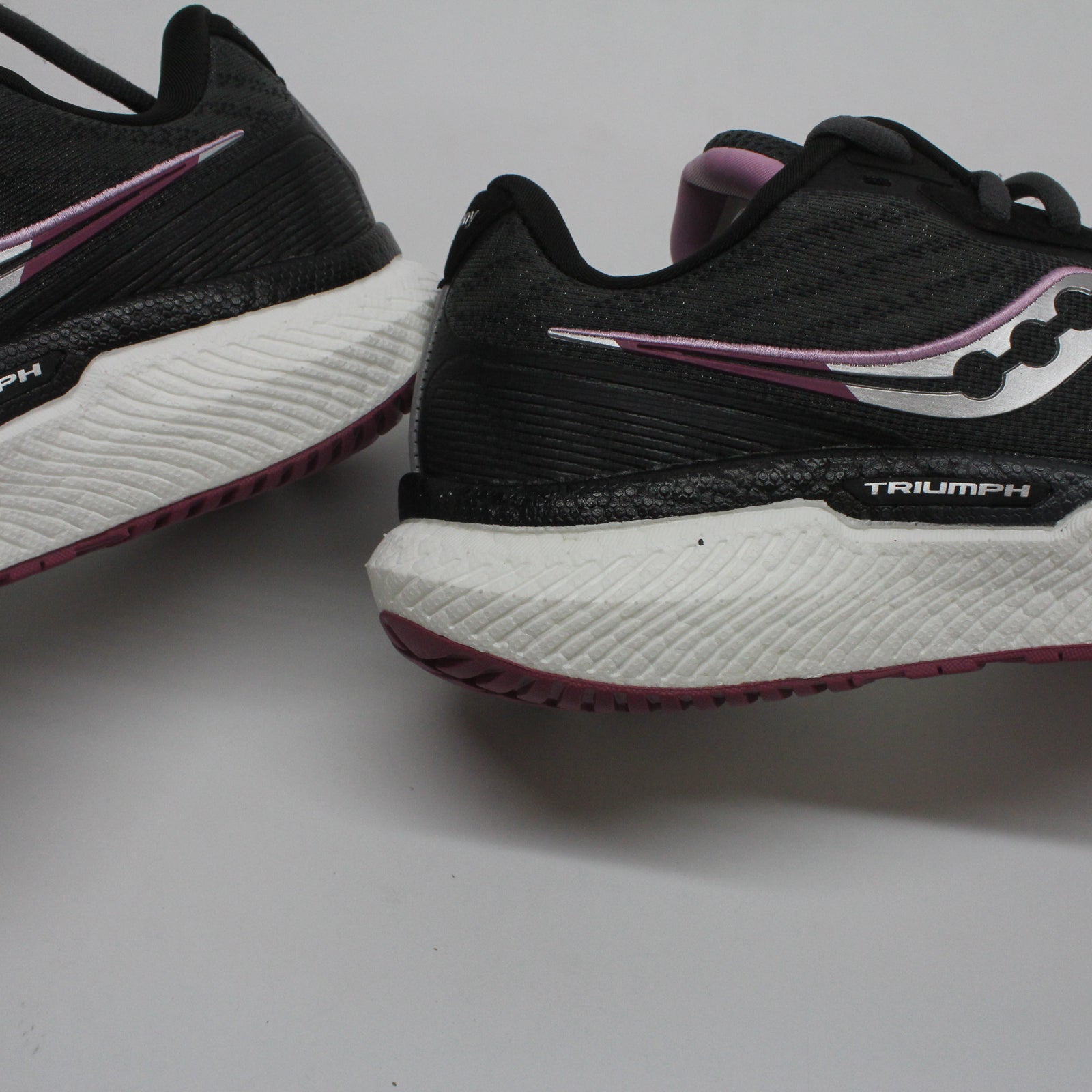 Saucony Triumph 19 S10678-15 Textile Synthetic Womens Trainers - Shadow Quartz - 38#color_shadow quartz